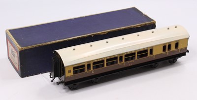 Lot 229 - Bassett/Lowke 1931 series 0-gauge coach (by...