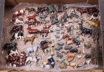 Lot 1843 - A tray of Britains and similar lead farm...