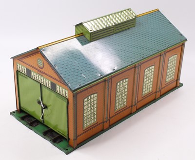 Lot 257 - 1935-41 Hornby 0-gauge clockwork Engine Shed...