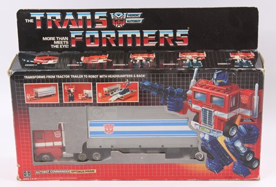 Lot 676 - Hasbro Transformers 1984 G1 1st generation...