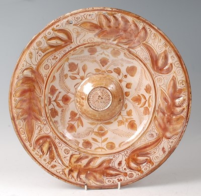 Lot 1090 - An Hispano-Moresque copper lustre earthenware...
