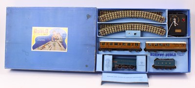 Lot 527 - EDP1 Hornby-Dublo 3-rail post-war passenger...