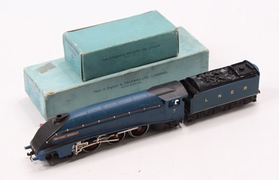 Lot 521 - Post-war EDL1 Hornby-Dublo 3-rail loco &...