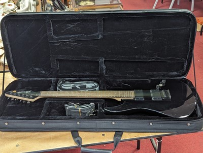 Lot 522 - A Peavey AT-200 electric guitar, serial no....