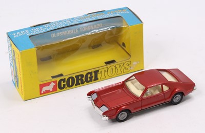 Lot 1354 - Corgi Toys No. 276 Oldsmobile Toronado...