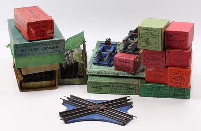 Lot 362 - Large box containing Hornby (mainly) electric...