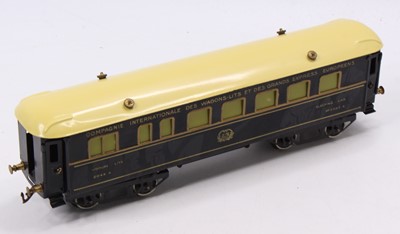 Lot 377 - 1937-41 Hornby Wagon Lits sleeping car,...