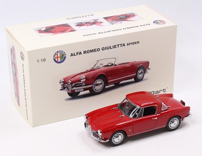 Lot 886 - An Auto Art Models No. 70157 1/18 scale...