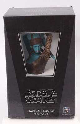 Lot 716 - A Gentle Giant Ltd 1/6 scale Star Wars Aayla...