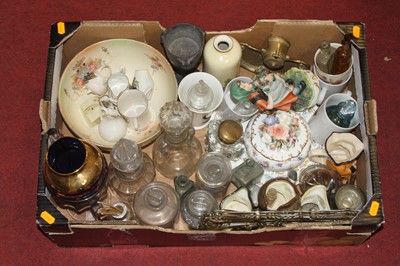 Lot 87 - A collection of glassware and ceramics, to...