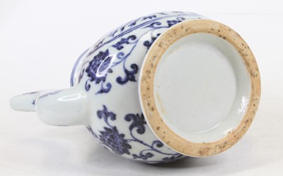 Lot 61 - A Chinese blue & white porcelain teapot,...