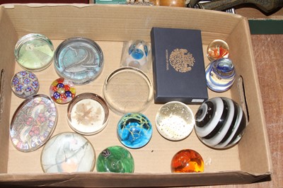 Lot 67 - A collection of glass paperweights to inlcude...