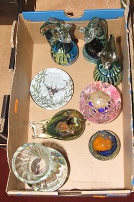 Lot 71 - A collection of glass ware to include M'dina...