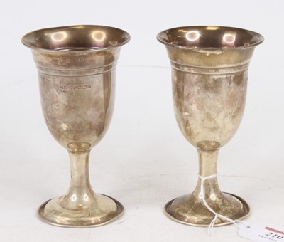 Lot 210 - A pair of Elizabeth II silver goblets, 6.6ozt