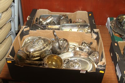 Lot 231 - A collection of silver plated items to include...