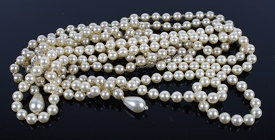 Lot 309 - A bag of assorted costume jewellery, fashion...