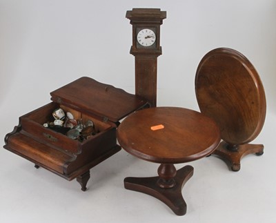 Lot 330 - Assorted treen as Victorian and later...