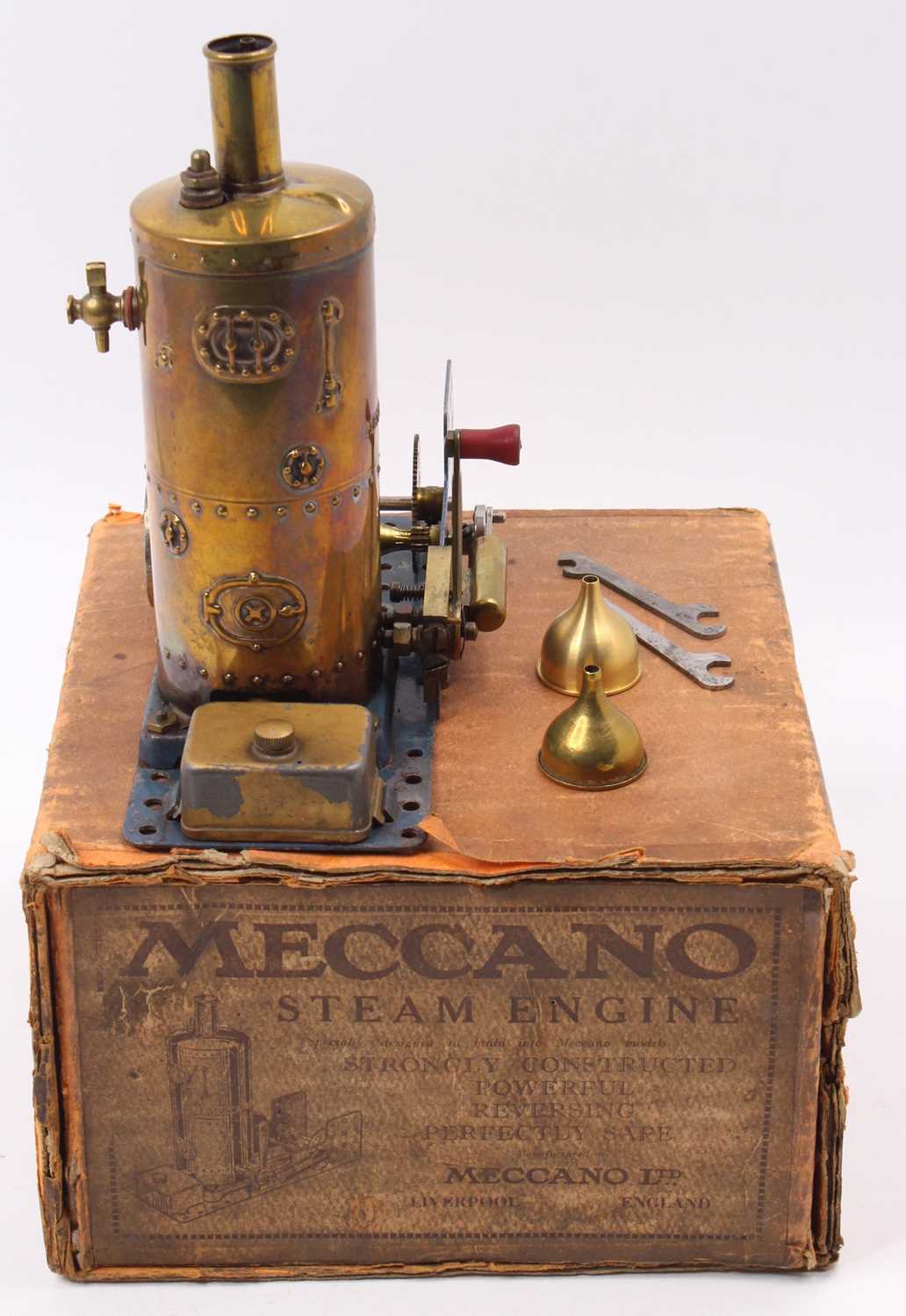 Lot 33 - An early circa 1920s Meccano steam engine...