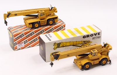 Lot 879 - NZG 1/50th scale boxed construction group of 2...