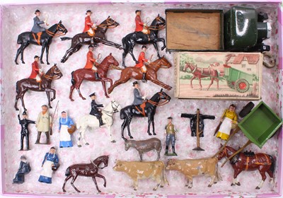 Lot 1844 - A tray of mixed Britains and similar lead...