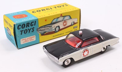 Lot 1355 - Corgi Toys No. 237 Oldsmobile Sheriff car,...