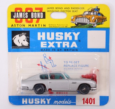 Lot 1344 - Corgi Toys Husky Extra No.1401 James Bond 007...