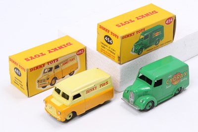 Lot 1290 - Dinky Toys boxed model group, 2 commercial...