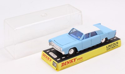 Lot 1183 - Dinky Toys, 170, Lincoln Continental,...