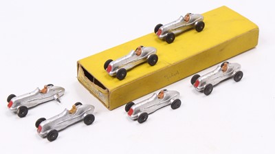 Lot 1403 - Dinky Toys, 35B Trade box of 6 Midget Racers,...