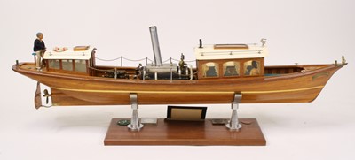 Lot 11 - Exhibition quality model of a Victorian steam...