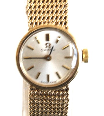 Lot 2520 - A lady's 9ct yellow gold Omega manual wind...
