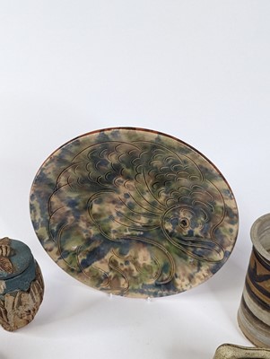 Lot 95 - A collection of 20th century studio pottery to...