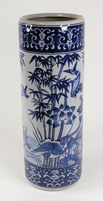 Lot 100 - A Chinese blue & white stickstand decorated...