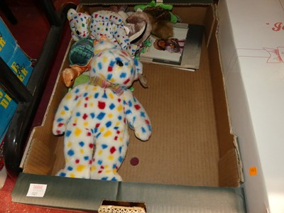 Lot 1521 - A large quantity of plush toys to include...