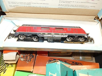 Lot 1582 - Two boxes containing Marklin 00 gauge...