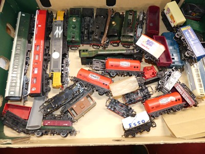 Lot 1594 - Three boxes containing 00 gauge models and...