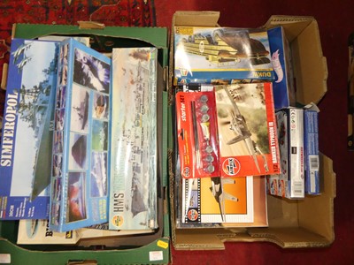Lot 1610 - Two trays containing various boxed kits to...