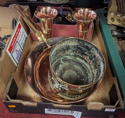 Lot 201 - A 19th century copper saucepan, having...