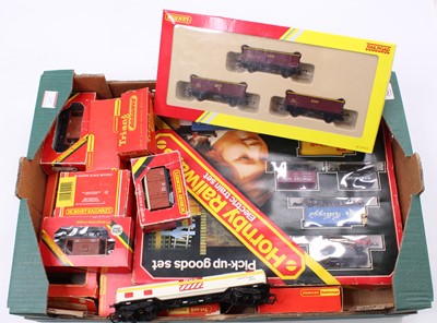 Lot 328 - Tray containing Hornby R680 Pick-up goods set,...