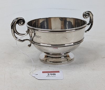 Lot 298 - An Edwardian silver sugar bowl, of circular...