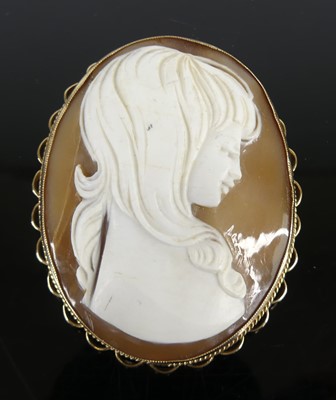 Lot 351 - A Victorian style carved shell cameo brooch,...