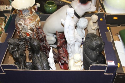 Lot 584 - *A collection of miscellaneous items to...