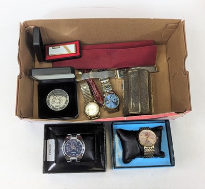 Lot 340 - Assorted gent's quartz fashion watches, sundry...