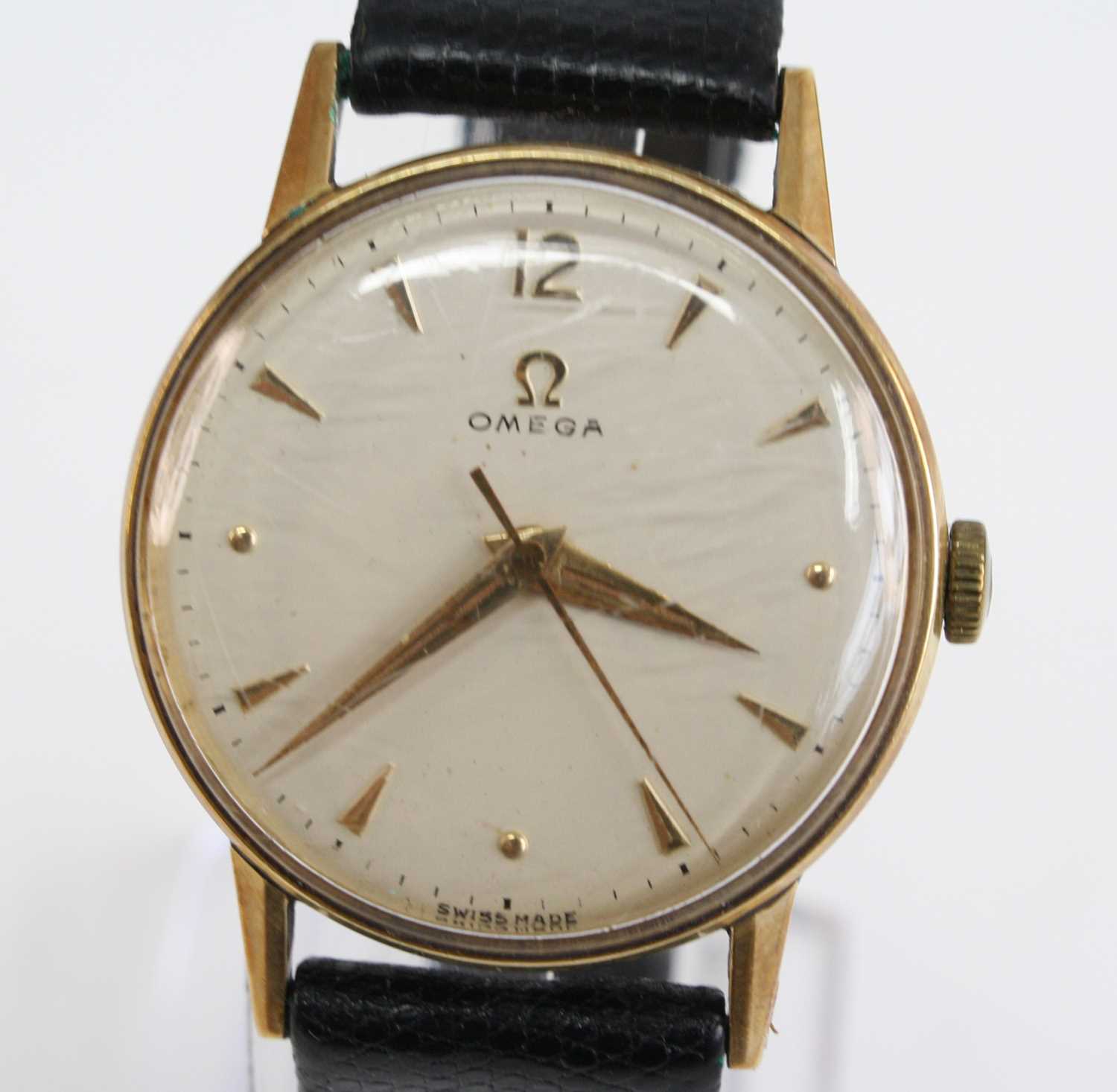 Lot 2530 - A 14ct yellow gold vintage Omega manual wind...