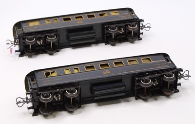 Lot 194 - 1926-41 two Hornby Riviera Blue Train coaches,...