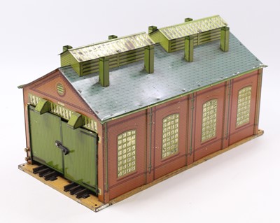 Lot 284 - Early 1930’s Hornby Engine Shed E2E, probably...