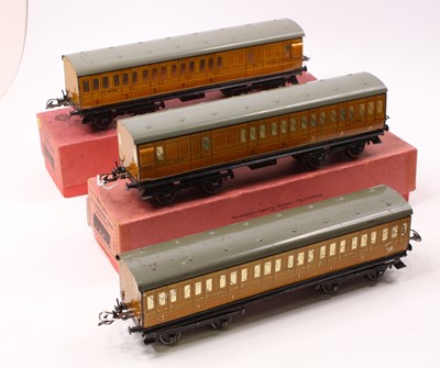 Lot 291 - Three 1935-41 Passenger coaches NE teak, all...