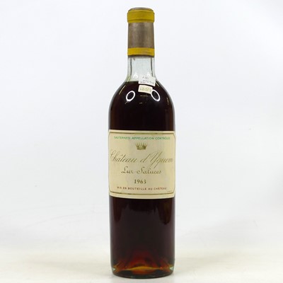 Lot 1224 - Château d'Yquem, 1963, Sauternes, one bottle