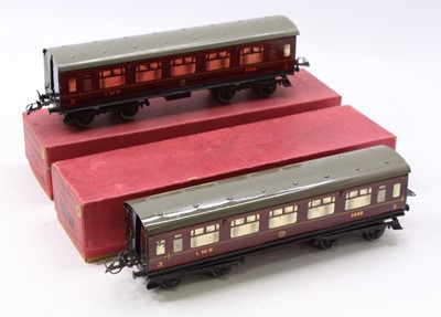 Lot 189 - Two 1937-41 Hornby No.2 corridor coaches, LMS...