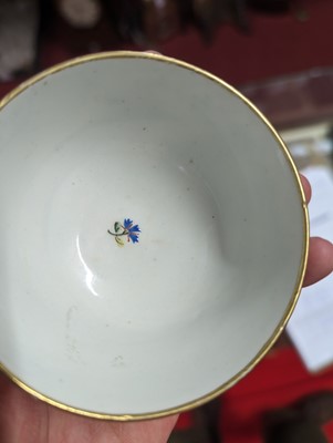 Lot 1092 - A Lowestoft porcelin tea bowl, circa 1790,...